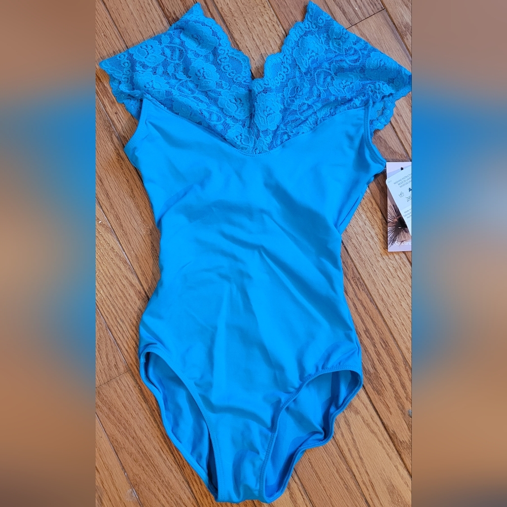 COPY - Girls Fashion Dance Leotard. SZ Petite Adult. Sky Blue